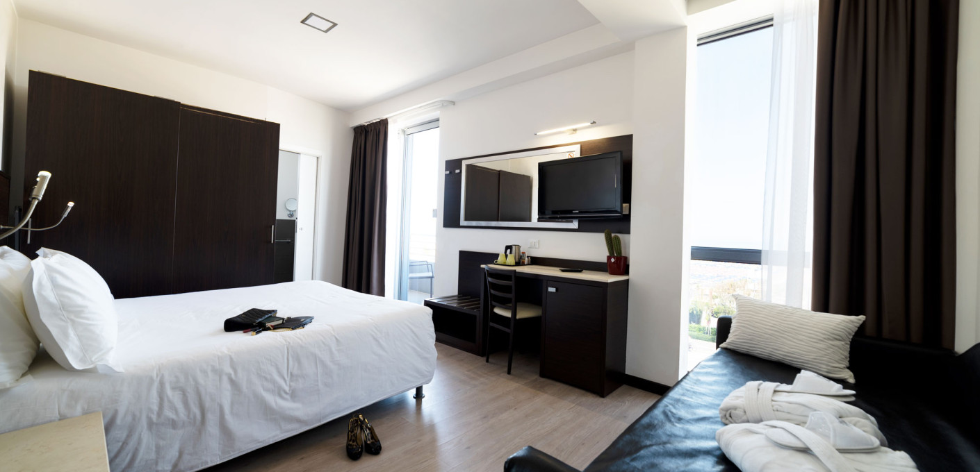 media.Slide-Camera-Superior-3-AliseiPalaceHotel-Rimini