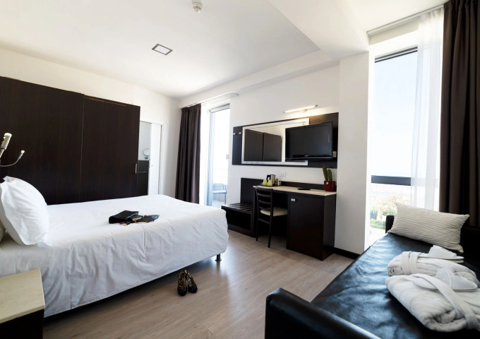 media.Slide-Camera-Superior-3-AliseiPalaceHotel-Rimini