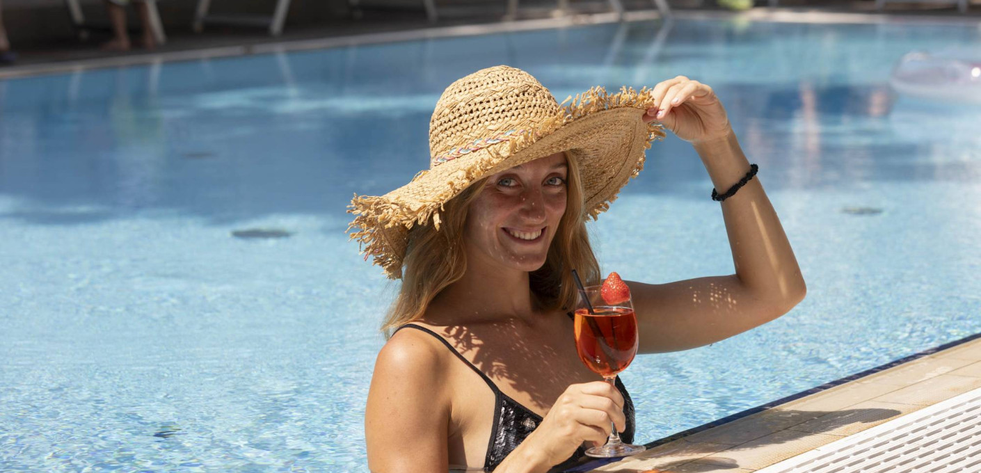 media.slide_servizi_piscina